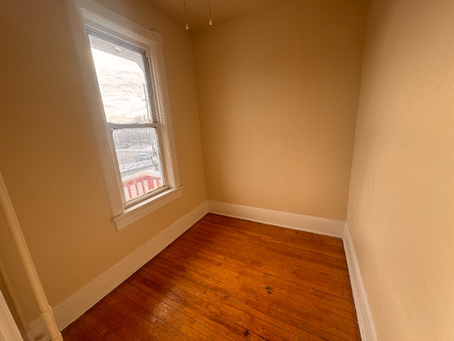 2112 W Greenfield Ave, Milwaukee, WI 53204 - photo 3