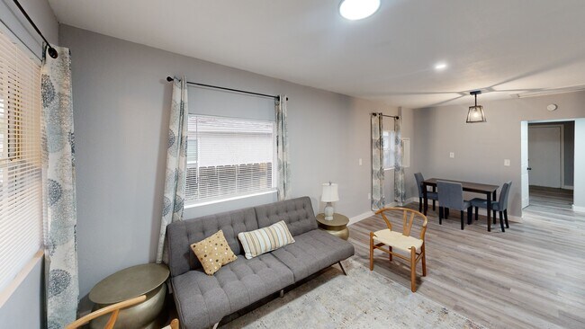 1131 La Salle St, Clearwater, FL 33755 - photo 2