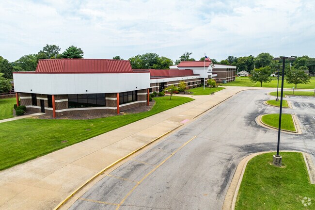 The student population of Glenwood Leadership Academy is 420 and the school serves K-8.