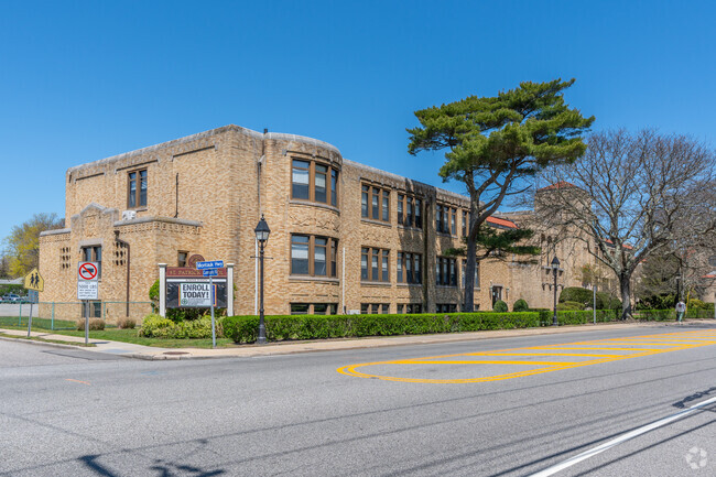 St. Patrick School has 534 students enrolled.