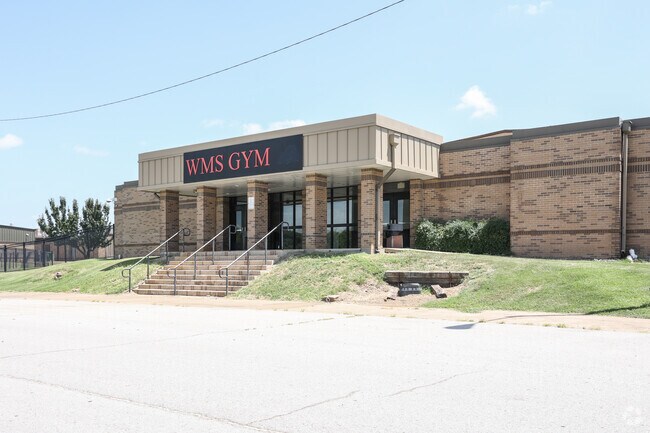 Wagoner Middle School has it's own dedicated gym space.