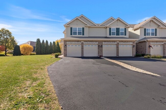 2115 Canyon Creek Ct, Aurora, IL 60503 - photo 2