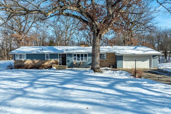 Many of Jefferson's homes are shaded by mature trees.
