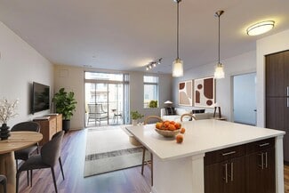 36 River St, Waltham, MA 02453