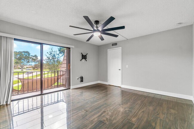 1015 10th Ct, Palm Beach Gardens, FL 33410 - photo 7