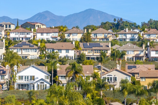 Laguna Niguel City os one of California's first master-planned communities.