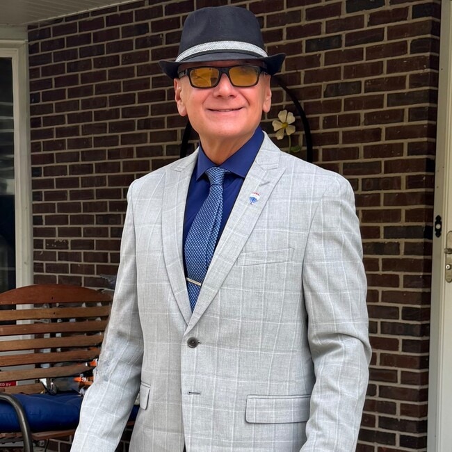 Agent Photo