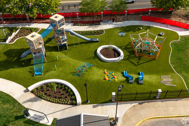 Templeton Elementary School scored  an overall B on niche.com.