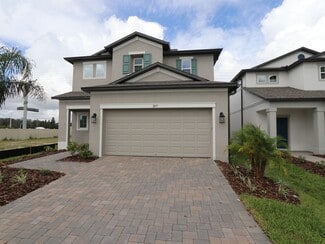 3077 Fall Harvest Dr, Zephyrhills, FL 33540