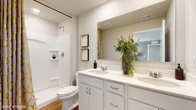 2598 Anne Ln, Hiawatha, IA 52233 - photo 7