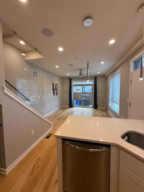 Kitchen / Living Room