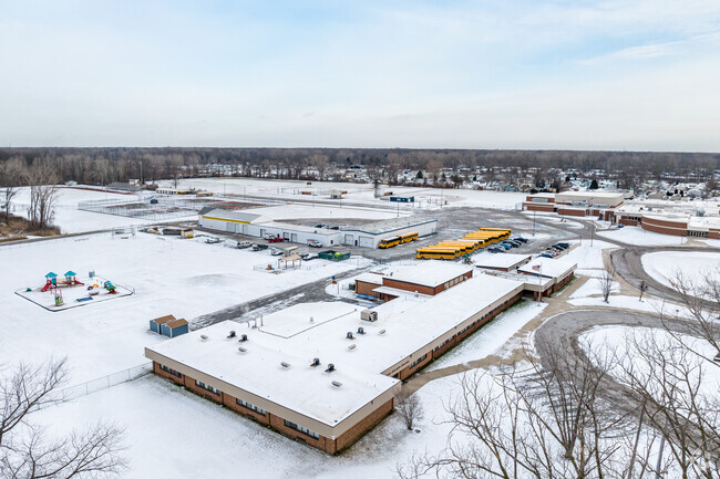 Algonac Alternative Education, Campus Overview.