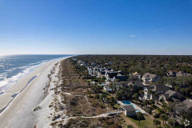 Hilton Head island is known for its white sandy beaches.