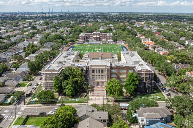 The Willow School New Orleans uses a collaborative site-based leadership structure.