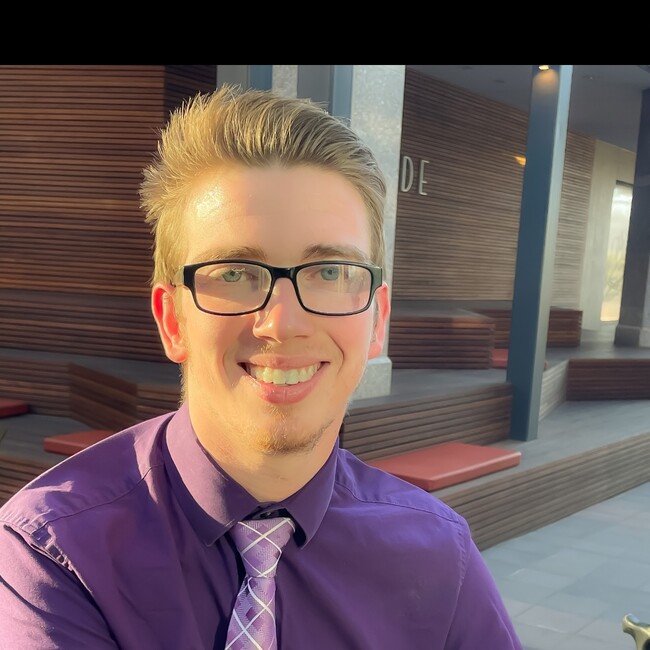 Agent Photo