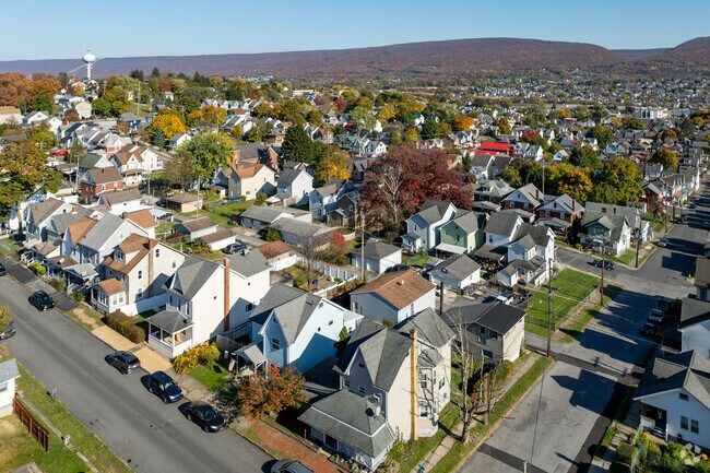 Fairview homes are mostly located on gridded streets.