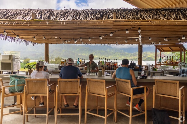 Princeville provides shopping, dining, and essential services for residents and visitors.