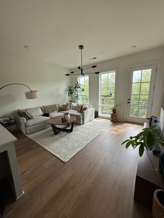 1276 Longreen Terrace NW Unit Longreen, Atlanta, GA 30318