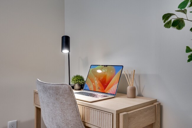 5021 Beacon Hill Rd unit 2, Minnetonka, MN 55345 - photo 4