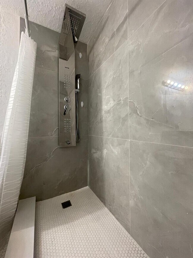651 NW 42nd Ct Unit 118, Deerfield Beach, FL 33064