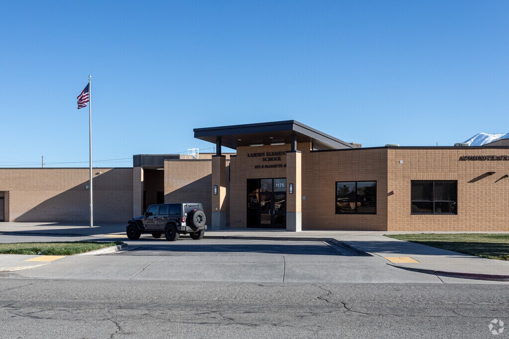 Larsen Elementary School is located in the Spanish Fork neighborhood.