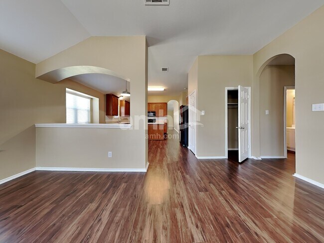 265 Firwood N, Kyle, TX 78640 - photo 6