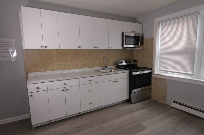 1616 Foulkrod St unit 3rd Fl - C2 - SRO, Philadelphia, PA 19124 - photo 3