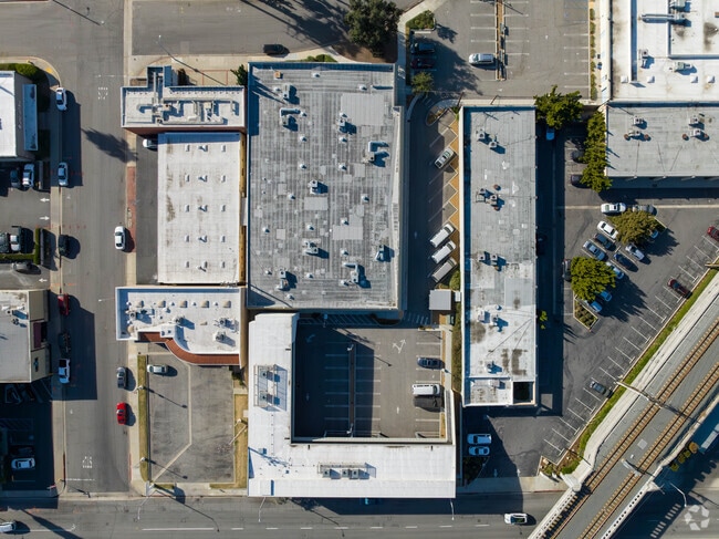 Arroyo Pacific Academy offers small class sizes in a distinct educational environment.