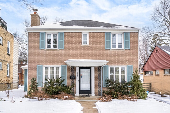 You can find many traditional style homes in the Southwest Skokie neighborhood.