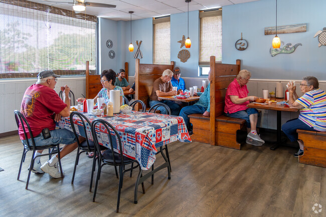 Seaside Galley is a local favorite for shrimp burgers and lemon pies.