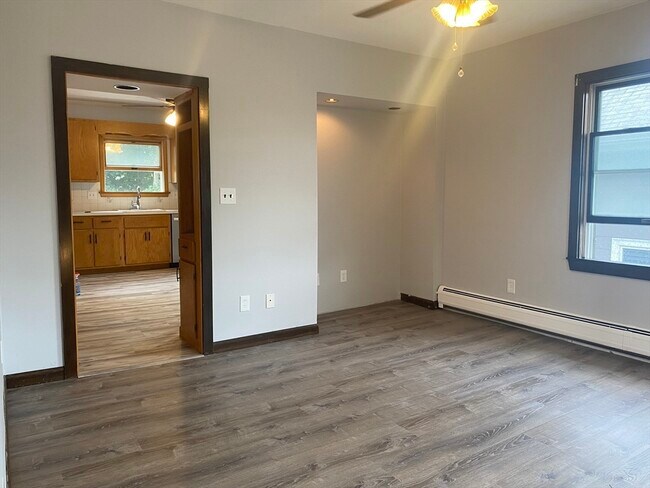 34 Richardson St unit 2, Wakefield, MA 01880 - photo 6