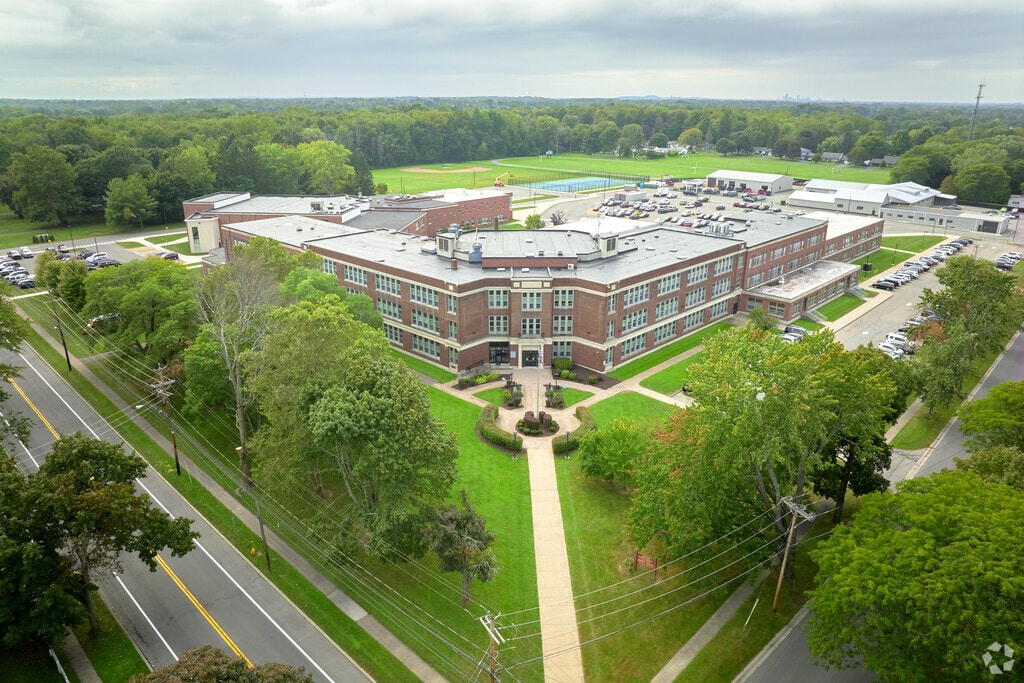 Spry Middle School is located at 119 South Ave, Webster, NY 14580.