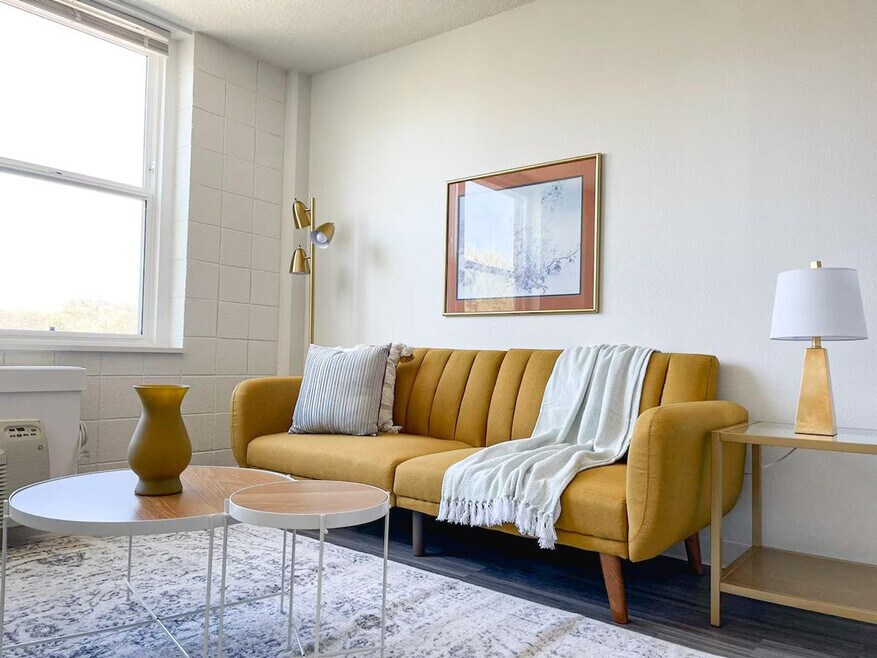 2515 Burnet Ave unit ID1036750P, Cincinnati, OH 45219 - photo 1