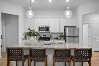 2617 Aubrey Ln, Twinsburg, OH 44087