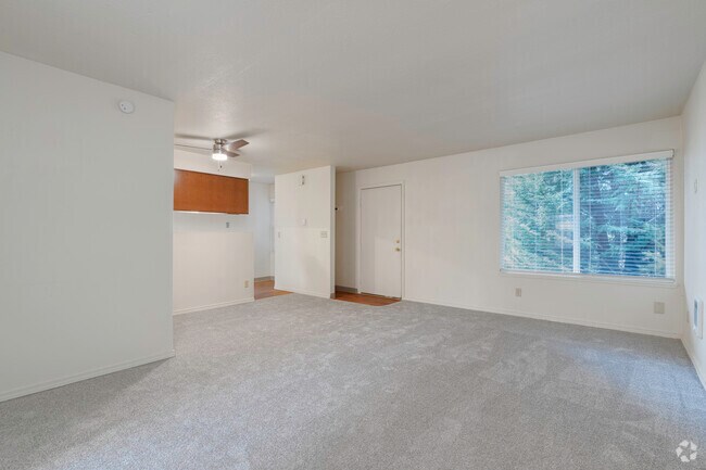 2BR, 1BA - 726SF Living Room