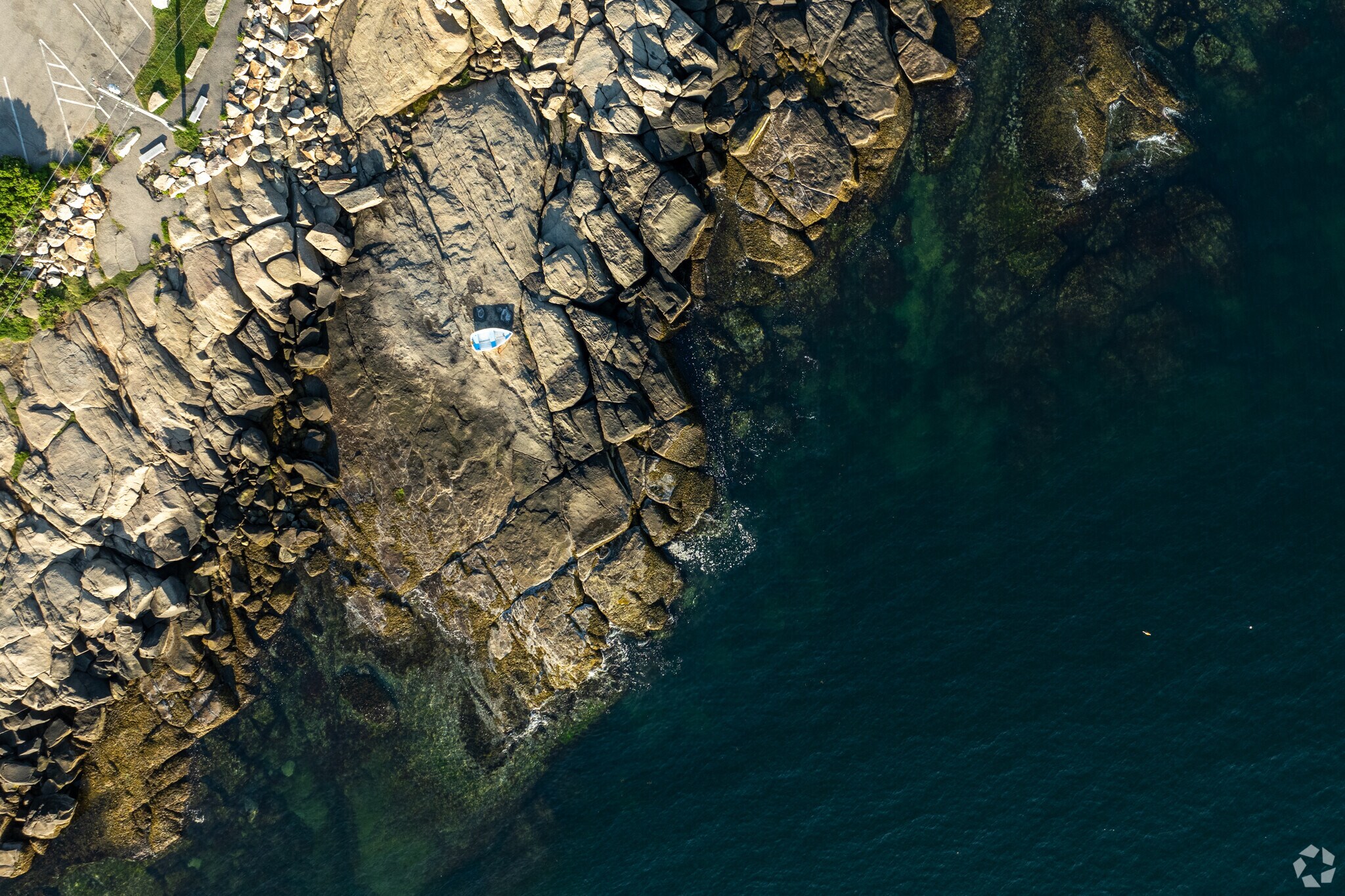 Cape Neddick coast is mostly rocky cliffs with some beaches nearby.