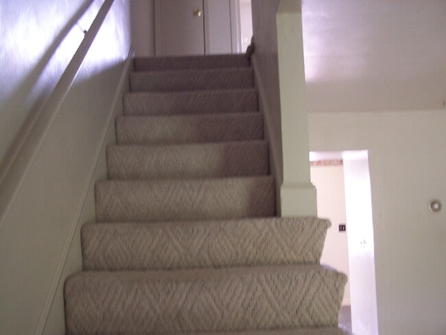 1813 Bluemont Ave SW unit Raleigh Place, Roanoke, VA 24015 - photo 7