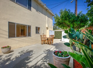 2256 S Carmelina Ave, Los Angeles, CA 90064