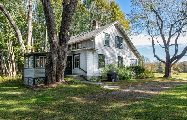 703 Church Ave, Germantown, NY 12526 - photo 6