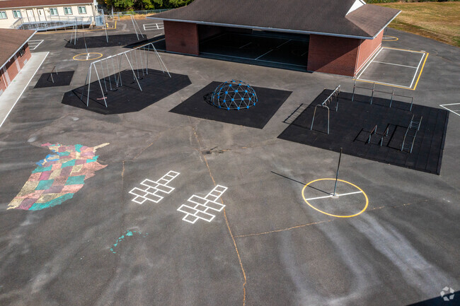 Rainier View Elementary School has many playground features for children.