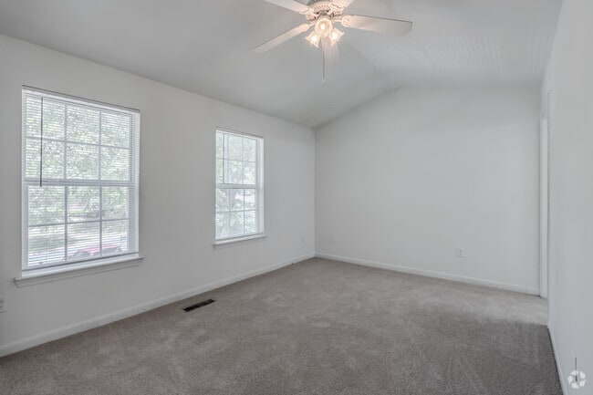 3BR, 2BA - 1344SF - Bedroom