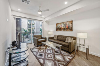 375 Camino de la Reina Unit ID1058451P, San Diego, CA 92108