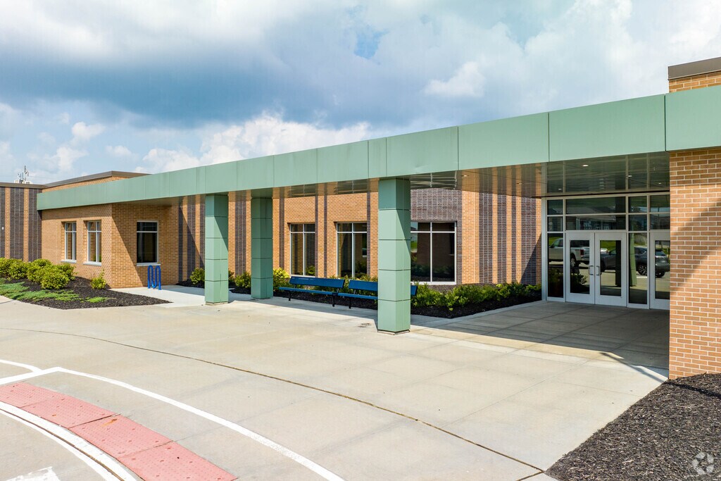 Arbor View Elementary School serves students in PK through K-6.