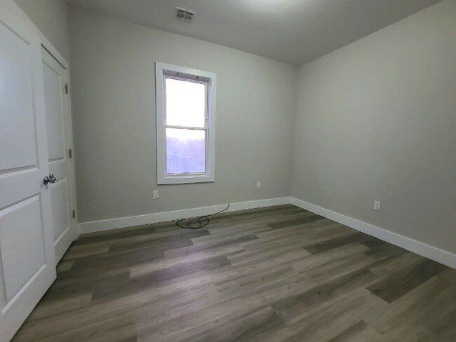 179 S 7th St unit 3, Newark, NJ 07103 - photo 5
