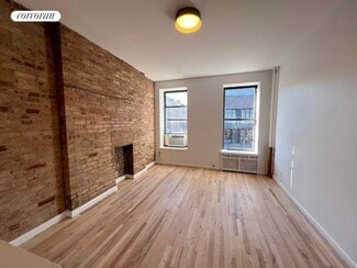 139 W 83rd St, New York, NY 10024