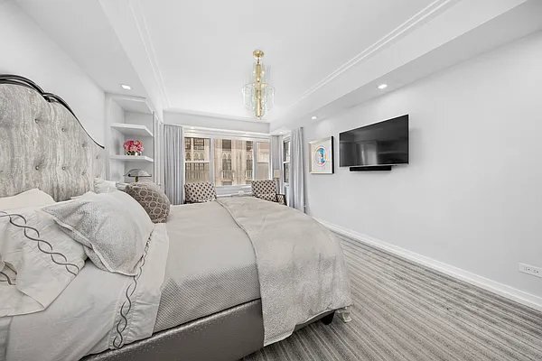 11 Fifth Avenue