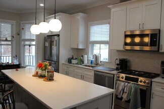 153 Foster St Unit 1, Boston, MA 02135