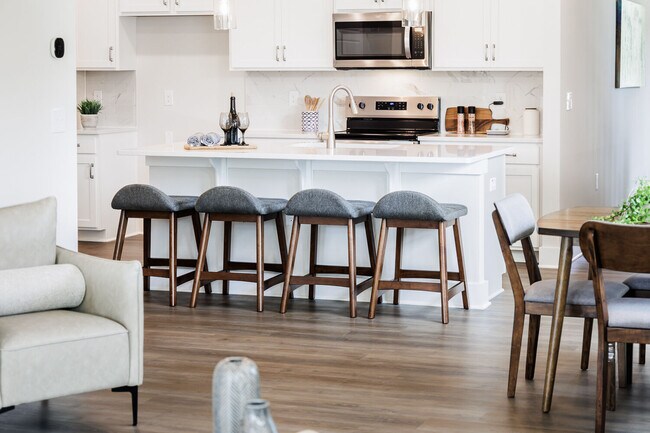 213 Little Creek Dr, Lillington, NC 27546 - photo 6