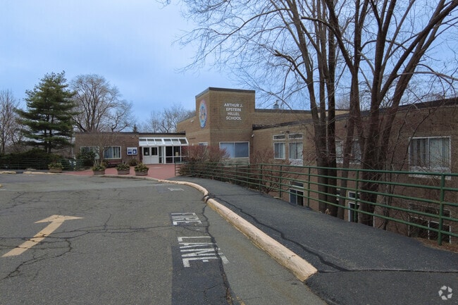 Epstein Hillel School in Marblehead has a student teacher ratio of 3 to 1.
