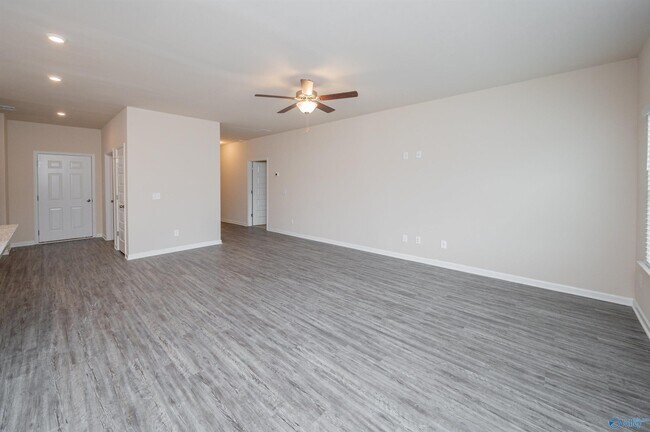 25751 Finchley Dr, Athens, AL 35613 - photo 5